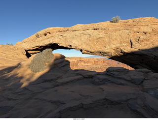 435 a2q. Utah - Canyonlands National Park - Mesa Arch