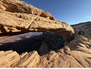 444 a2q. Utah - Canyonlands National Park - Mesa Arch