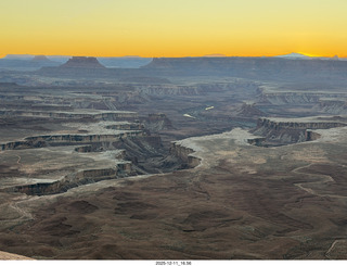 515 a2q. Utah - Canyonlands National Park - Green River Overlook - sunset