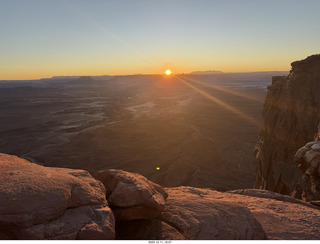 524 a2q. Utah - Canyonlands National Park - sunset