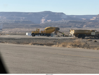 16 a2q. Utah - Canyonlands Field (CNY) - Quickrete home-cement truck