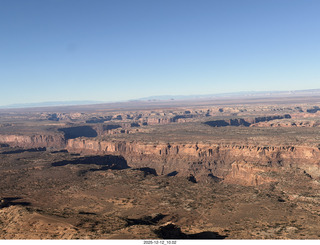 19 a2q. aerial - Utah - canyonlands