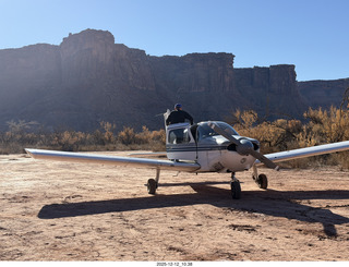 37 a2q. Utah - Mineral Canyon airstrip - N8377W