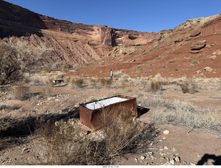 110 a2q. Utah - Mineral Canyon hike - old refrigerator