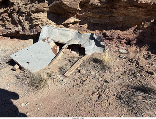 202 a2q. Utah -  Mineral Canyon hike - stuff