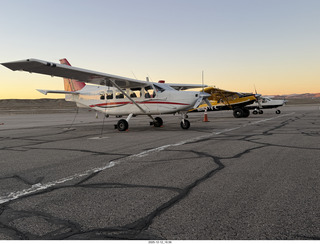 676 a2q. aerial - Utah - canyonlands