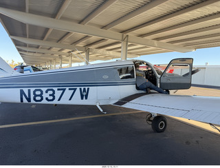 161 a2q. N8377W at Falcon Field - gas leak