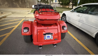 interesting three-wheel vehicle