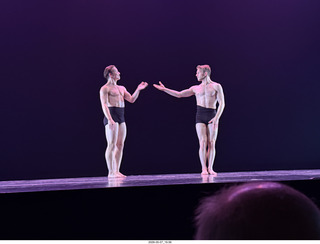 New York Cithy - Joyce Theater - Dave Parsons dance program