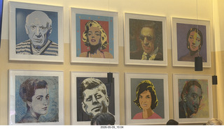 New York City - Carnegie Diner & Cafe - Andy Worhol wall