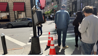 45 a2v. New York City - broken walk-don't-walk sign