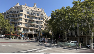 7 a2y. Spain - Barcelona - La Pedrera - Casa Mila