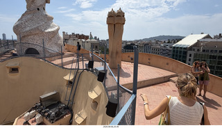 185 a2y. Spain - Barcelona - La Pedrera - roof