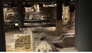 154 a2y. Spain - Barcelona - old Roman-Empire underground ruins