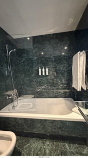 137 a2y. Spain - gijon hotel room bathroom