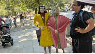 65 a2y. Spain - Santiago de Compostela - walking tour - figures