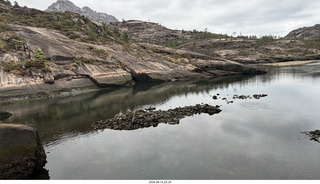 72 a2y. Spain - bus tour of north shore - river