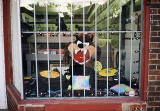 Root Cellar Records window