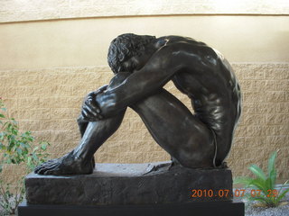 Club SAR new sculpture